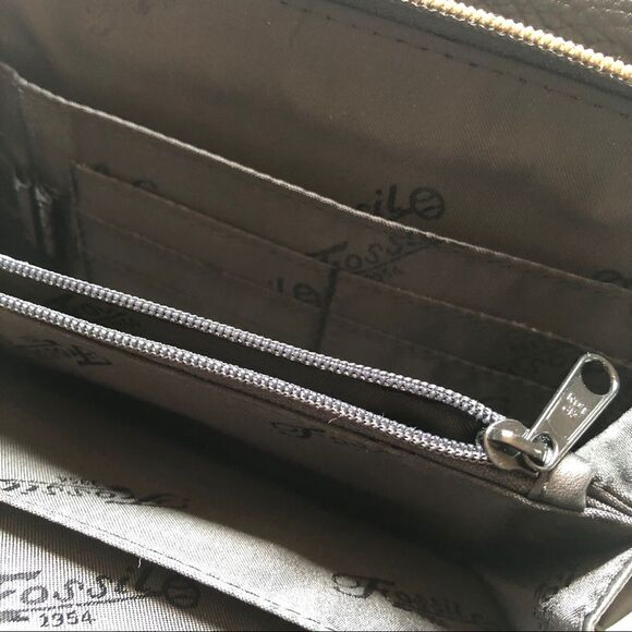 Vintage Fossil 1954 Black Leather Crossbody Organizer Bag 75082 Moto Biker Style - Picture 8 of 15